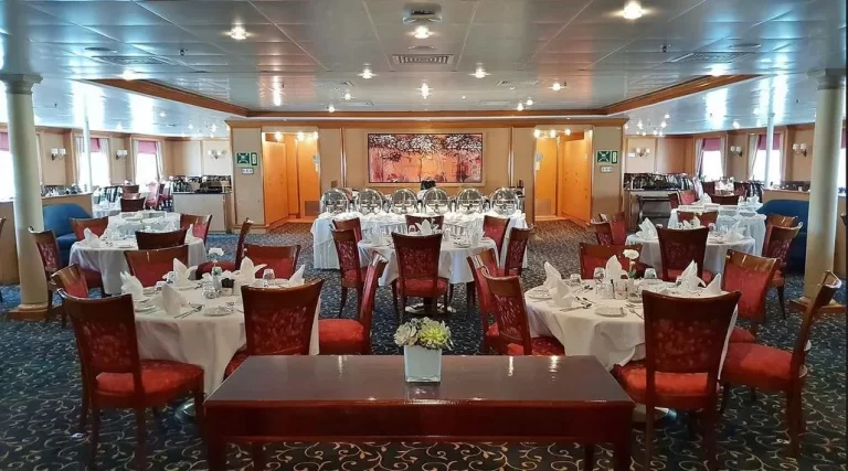 vita cruise ship img 02